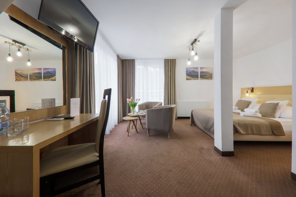Exclusive Double or Twin Room photo 2