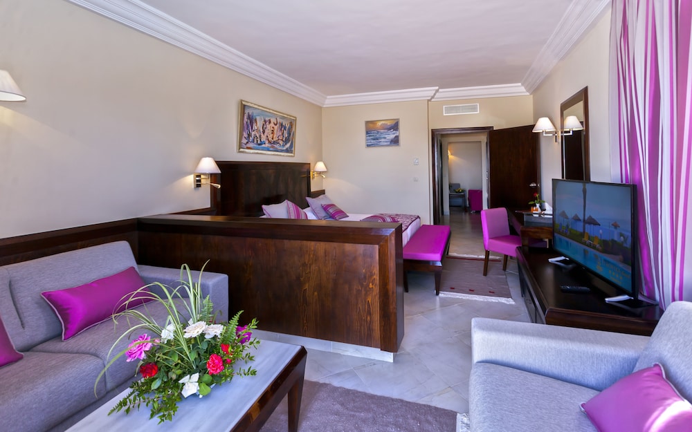 Exclusive Suite photo 2