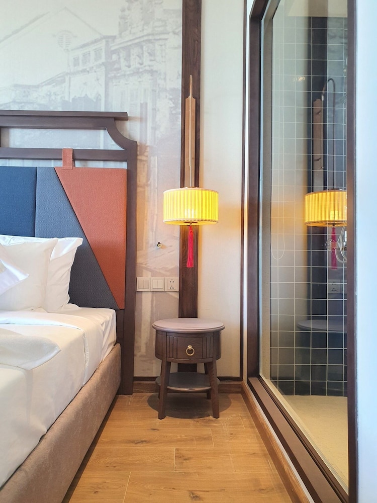 Family Triple Room, 1 Bedroom, Resort View, Oceanfront