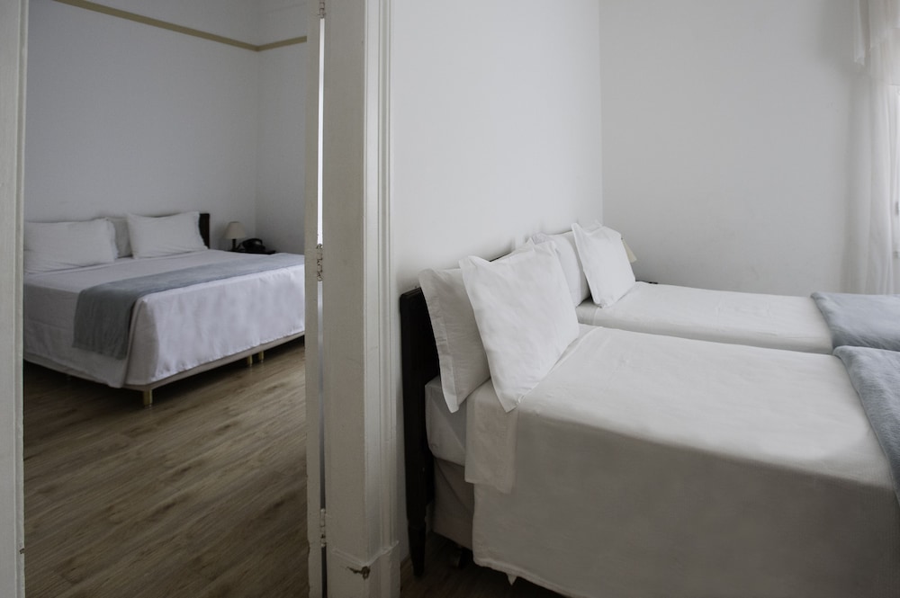 Family Suite, Multiple Beds, Garden View photo 3