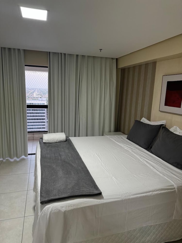 Classic Suite, Balcony, City View
