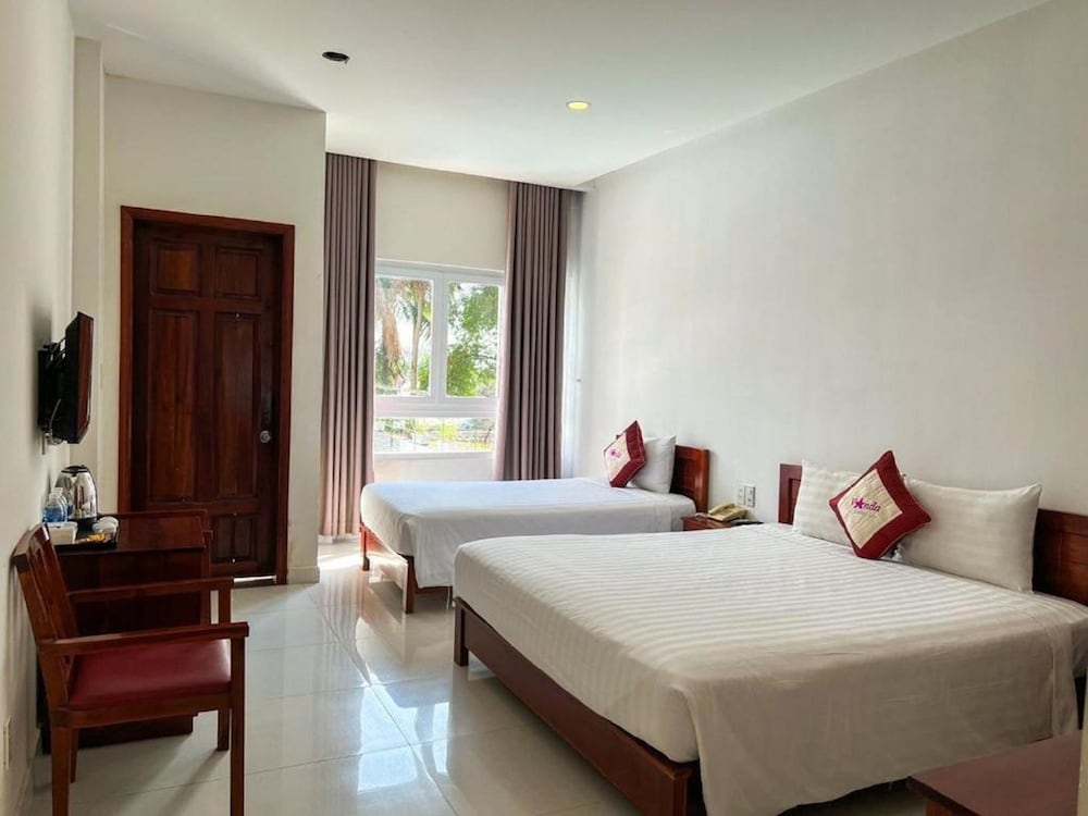 Deluxe Triple Room photo 1