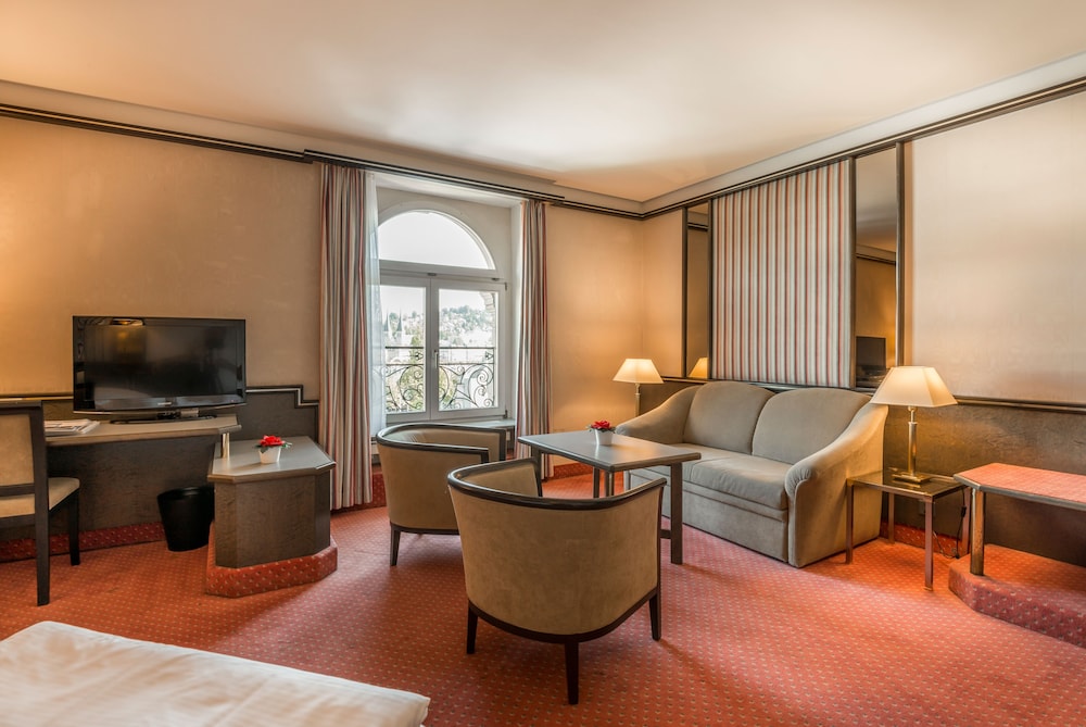 Standard Twin Room - Photo 4