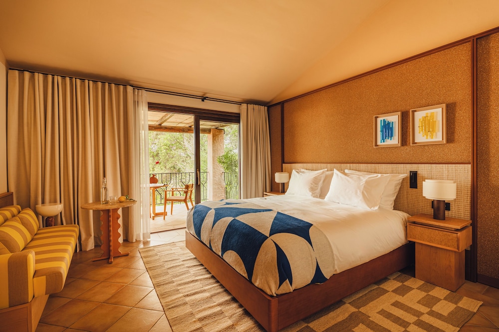 Deluxe with Sea View - Photo 3