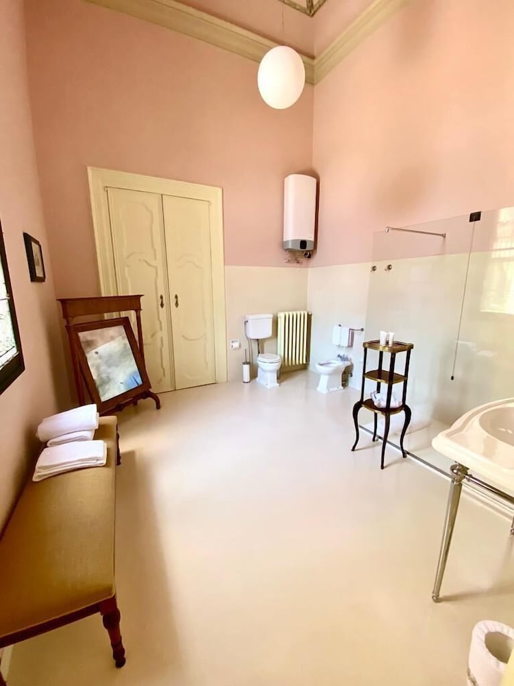 Suite (Arancione)