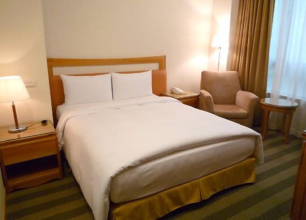 Standard Room photo 2