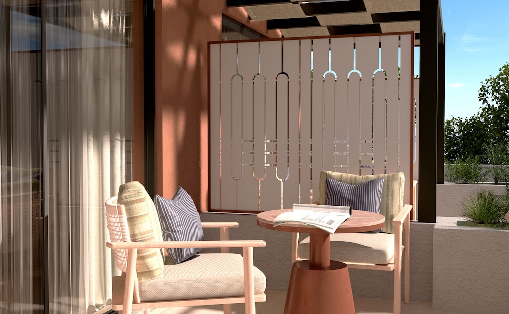 Deluxe Family Suite, Private Pool photo 3
