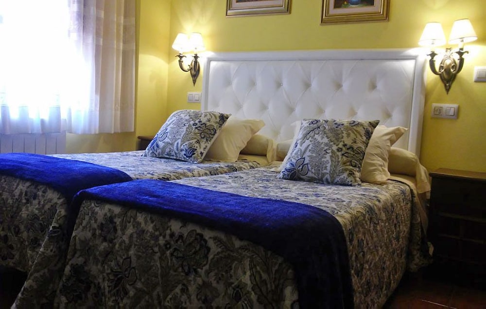 Family Quadruple Room, 2 Bedrooms, Valley View