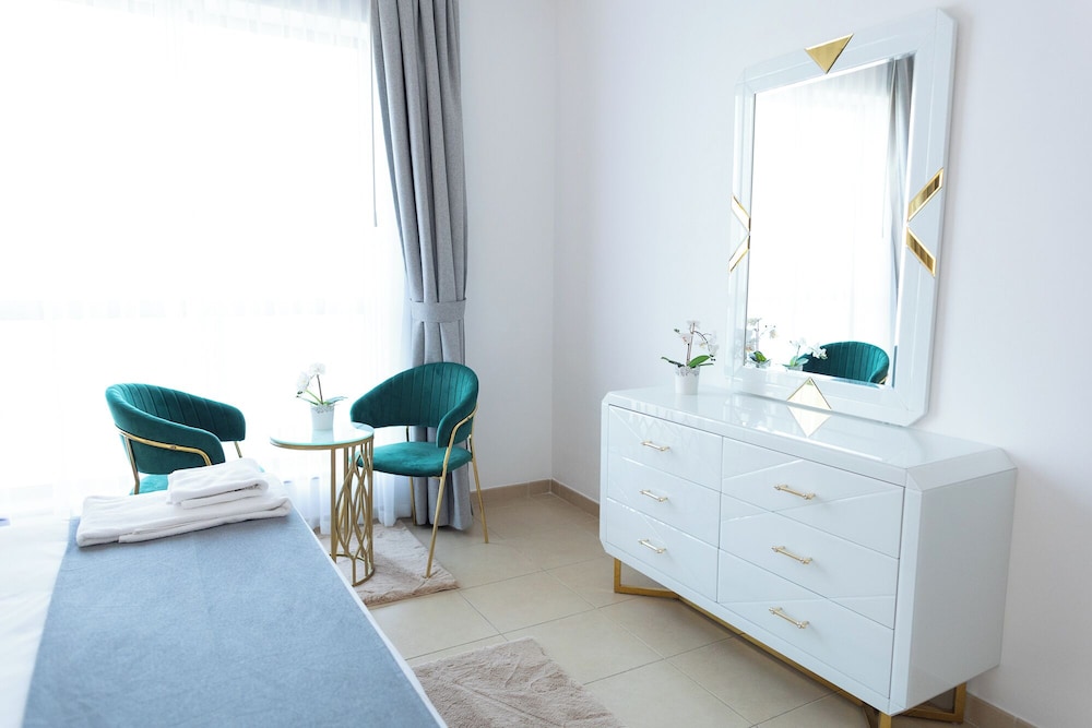 Deluxe Apartment, 2 Bedrooms, Balcony, Marina View photo 3