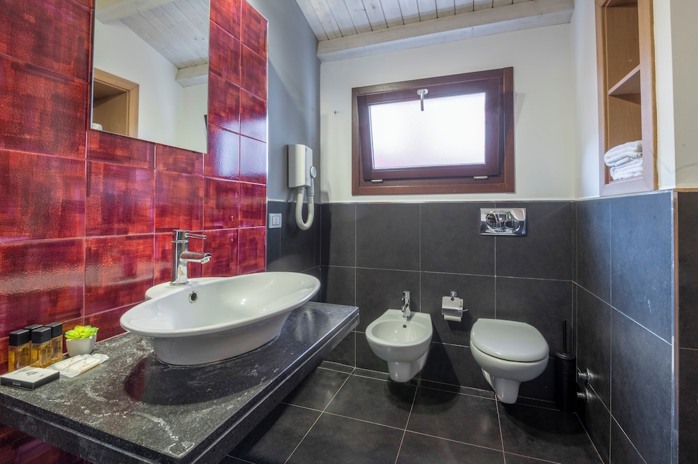 Superior Triple Room - Photo 17