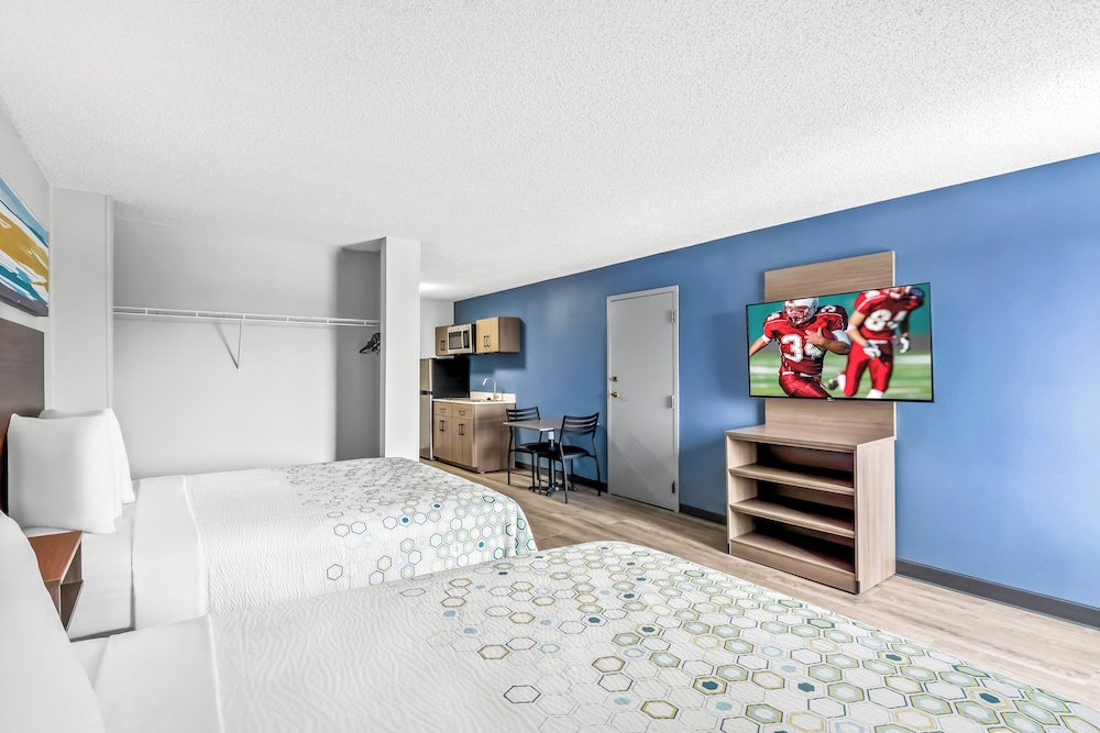 Suite, 2 Queen Beds, Non Smoking - Photo 1