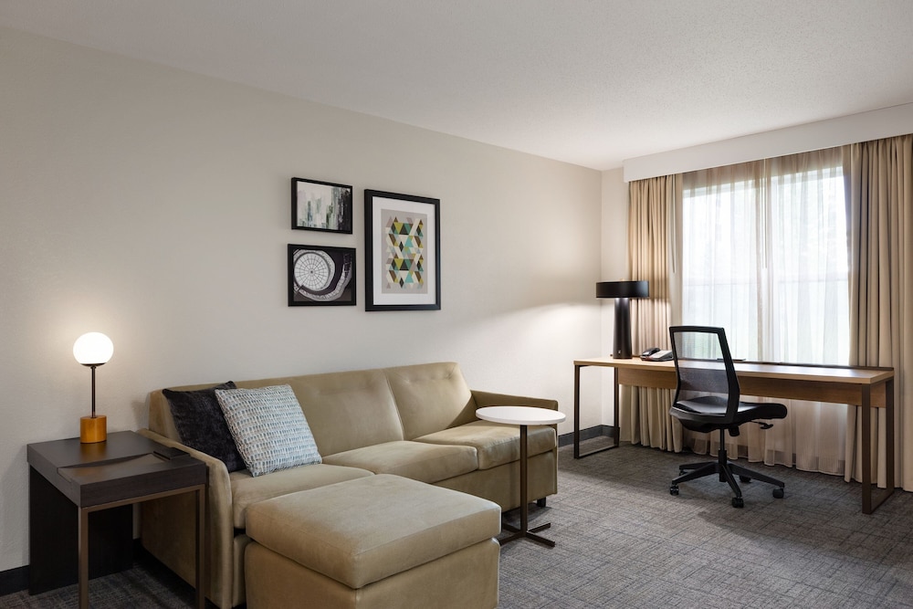 Suite, 1 Bedroom photo 3