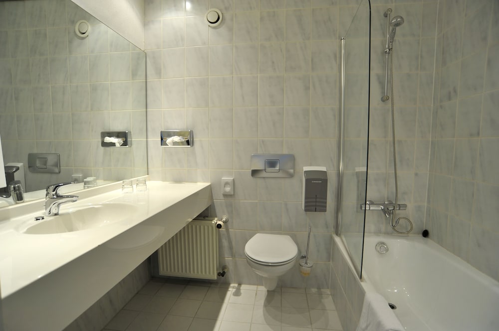 Deluxe Twin Room - Photo 4