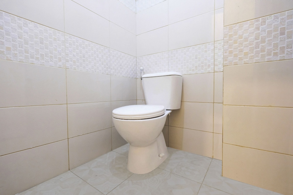 Standard Twin Room - Photo 4