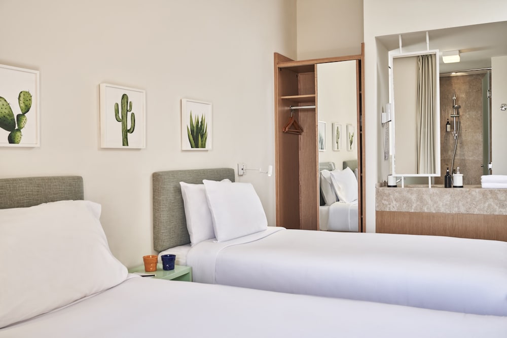Standard Room photo 2
