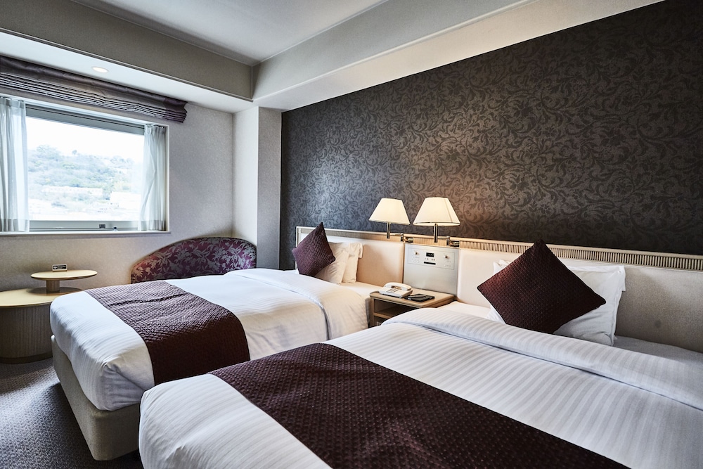 Superior Twin Room, Non Smoking (Cleaning Once 3 Nights)