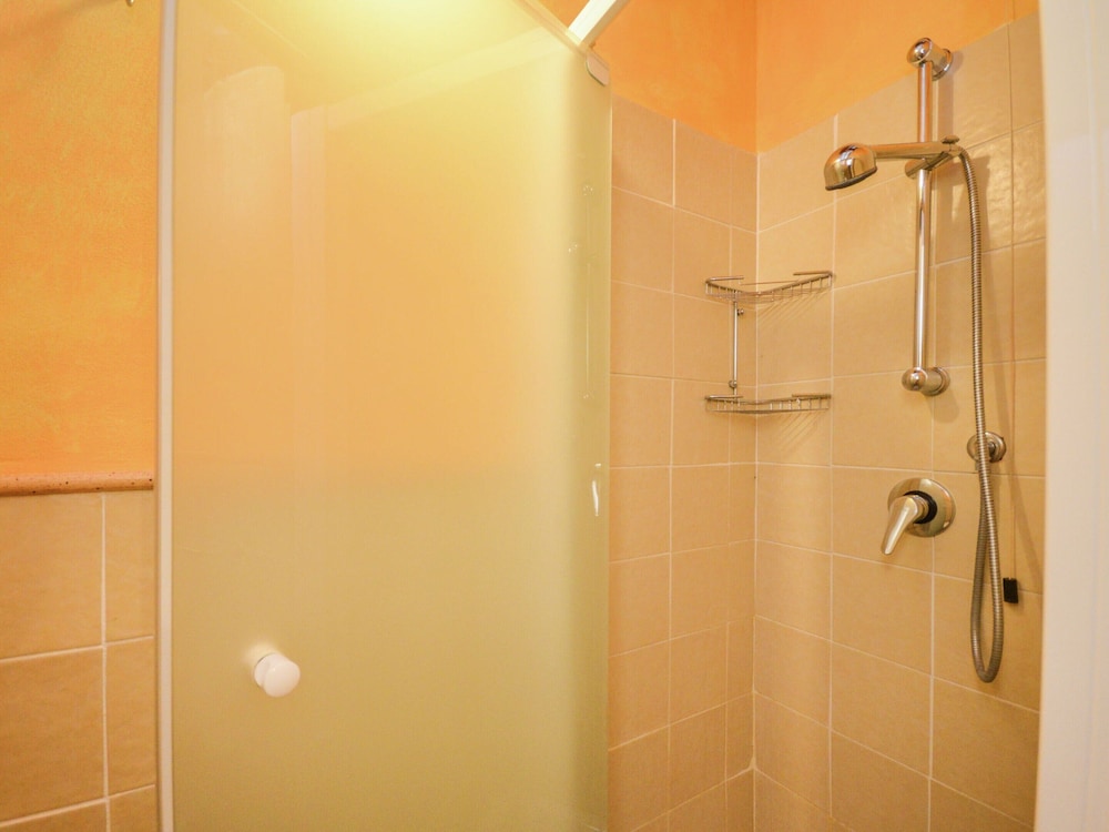 Classic House, 2 Bedrooms photo 3