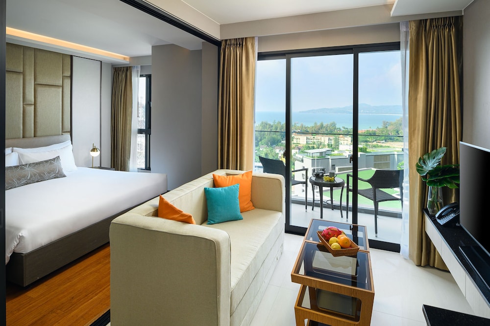 Deluxe Ocean View - Photo 30