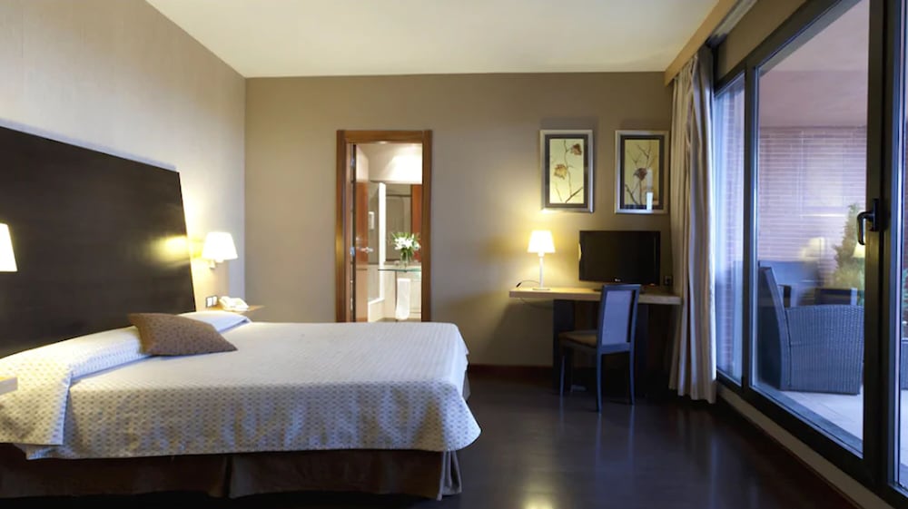 Superior Double Room (Cathedral View) photo 2