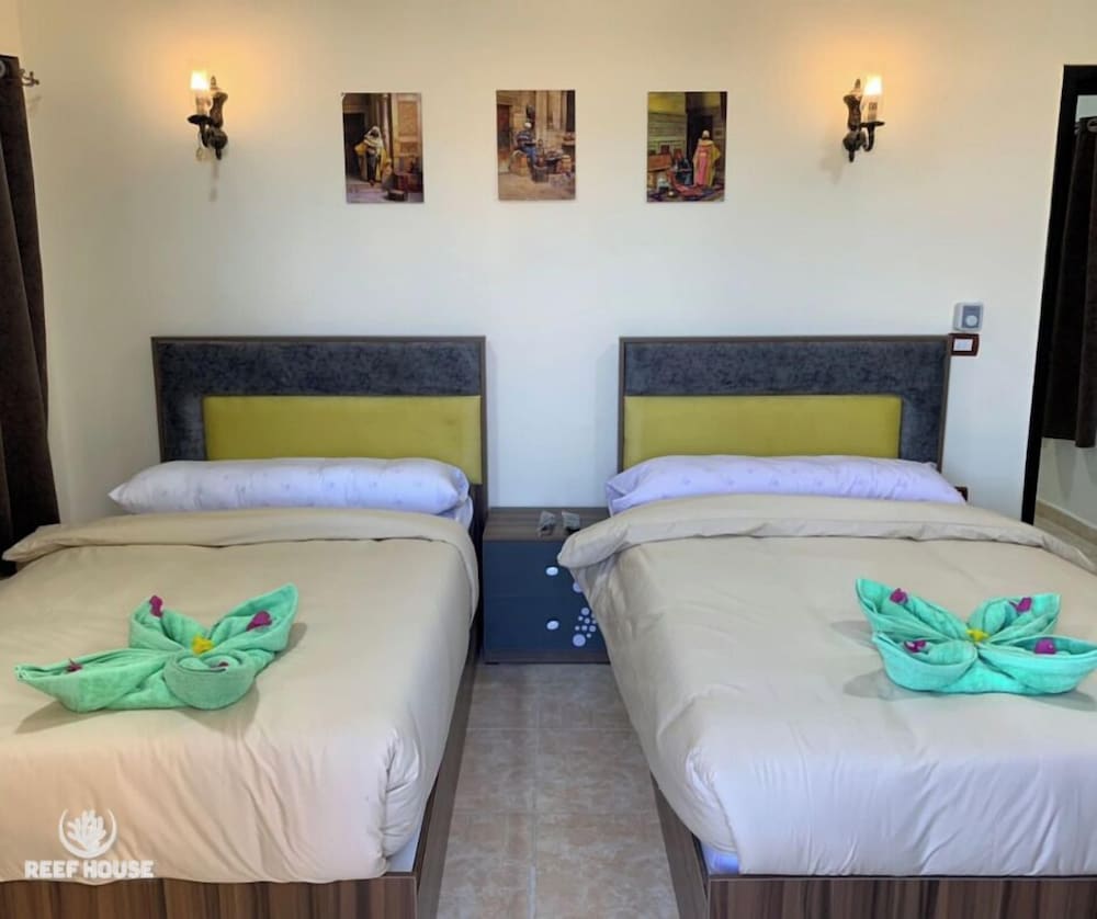 Twin Room, Balcony