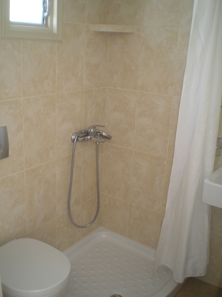 Deluxe Double or Twin Room, 1 Double or 2 Twin Beds photo 3