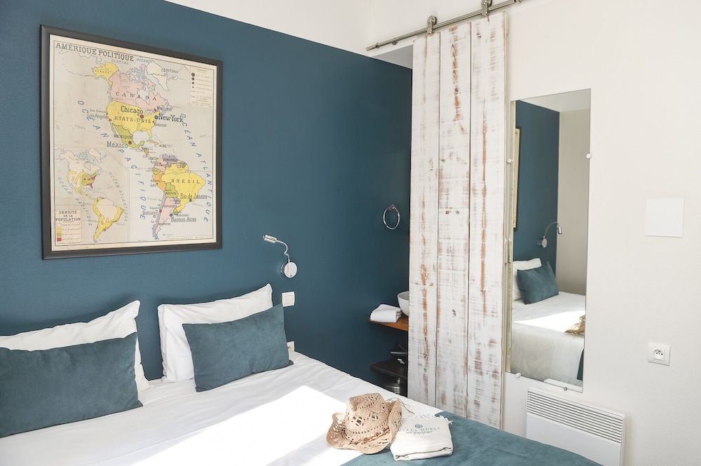 Classic Room, 1 Double Bed, Garden View photo 2