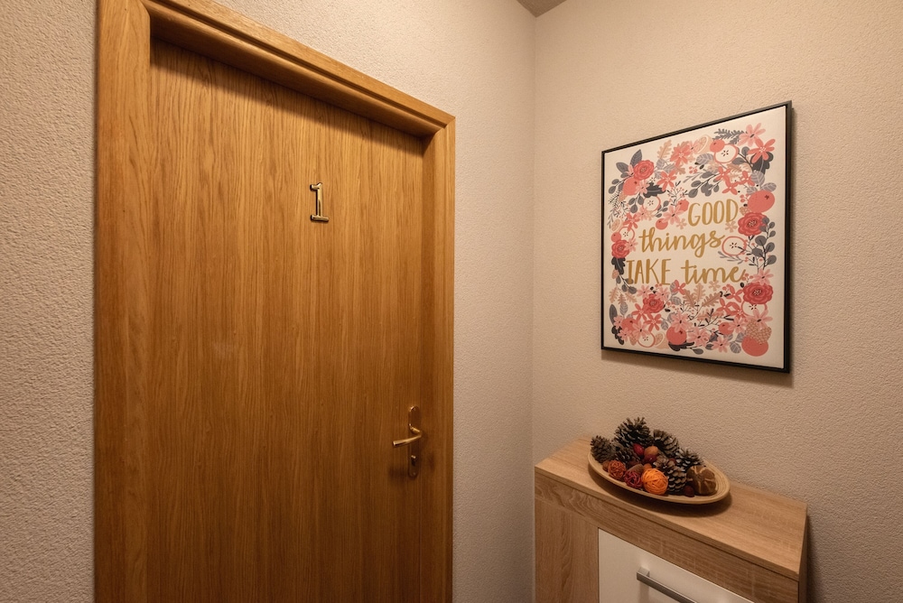 APT Comfort studio with pool view for 2