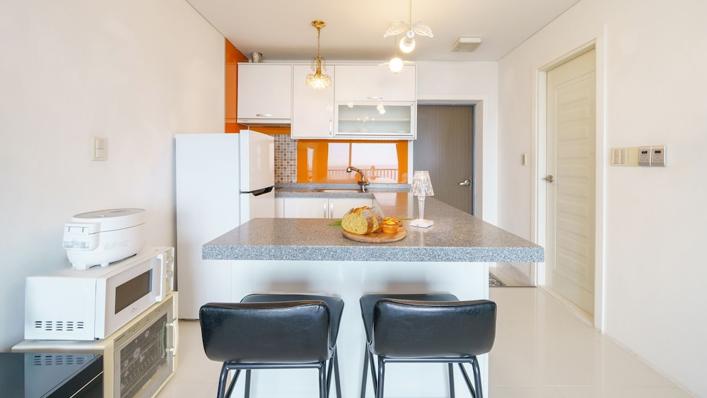 Basic Room, 1 Bedroom (303 Royalsherd) - Photo 11