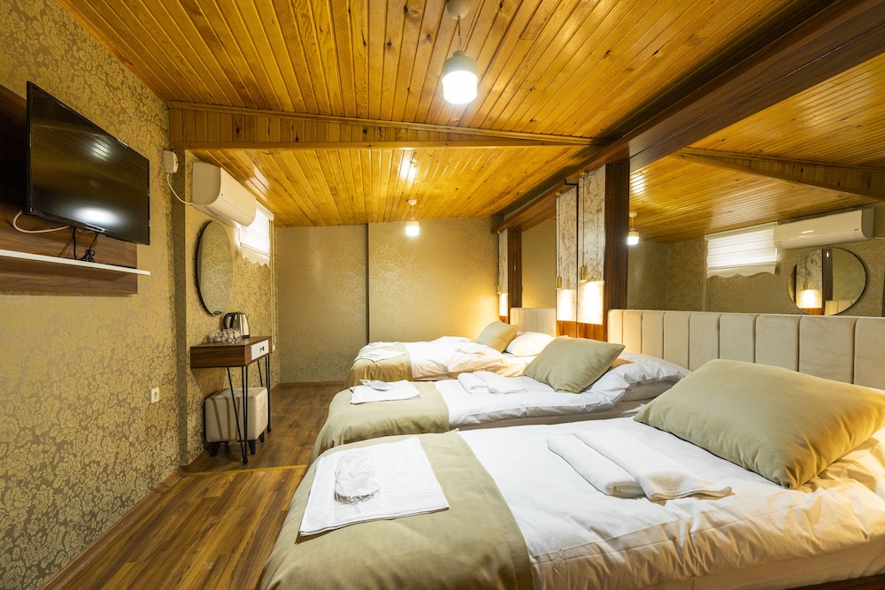 Comfort Quadruple Room photo 2