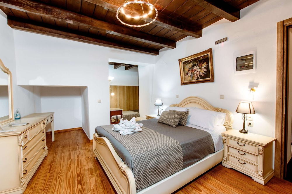 Triple Room - Photo 5