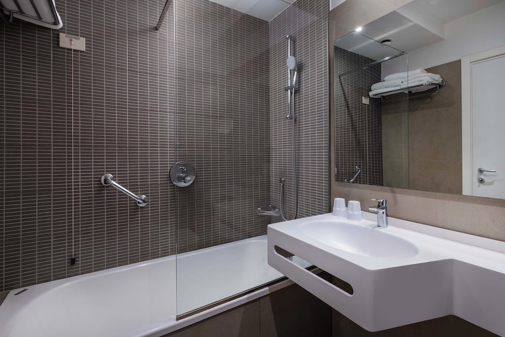 Crowne Plaza Rome - St. Peter's by IHG - Photo 120
