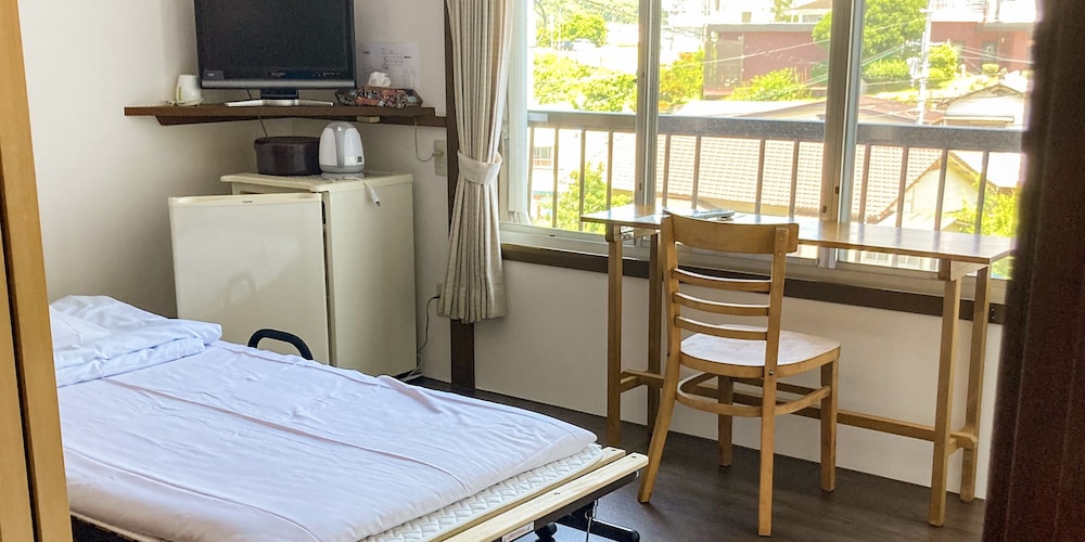 Single Room, Non Smoking photo 3