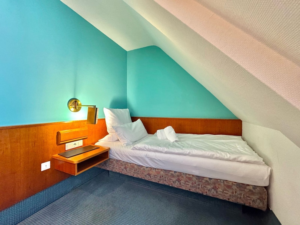 Superior Single Room