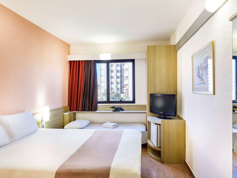 Room, Multiple Beds photo 1