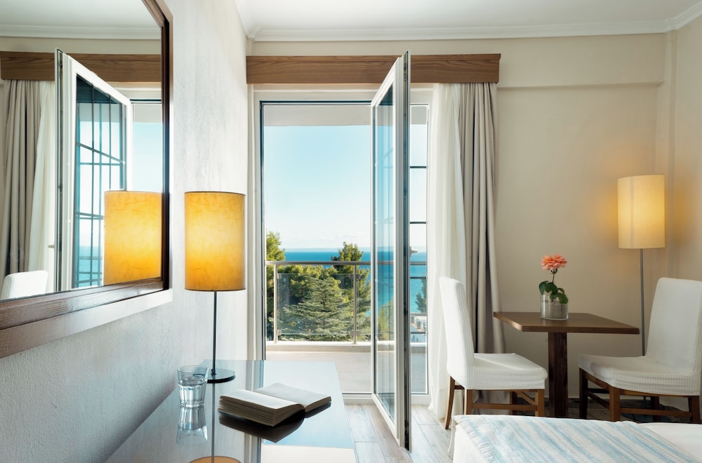 Twin Sea View - Photo 1