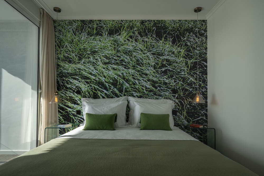 Deluxe Double or Twin Room - Photo 1