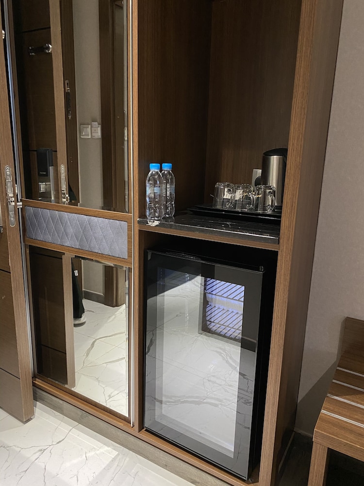 Classic Quadruple Room - Photo 4