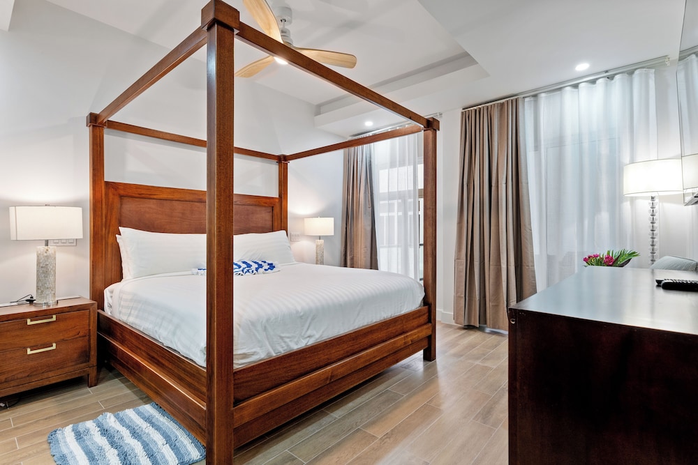 Luxury Penthouse, 3 Bedrooms, Ocean View photo 2