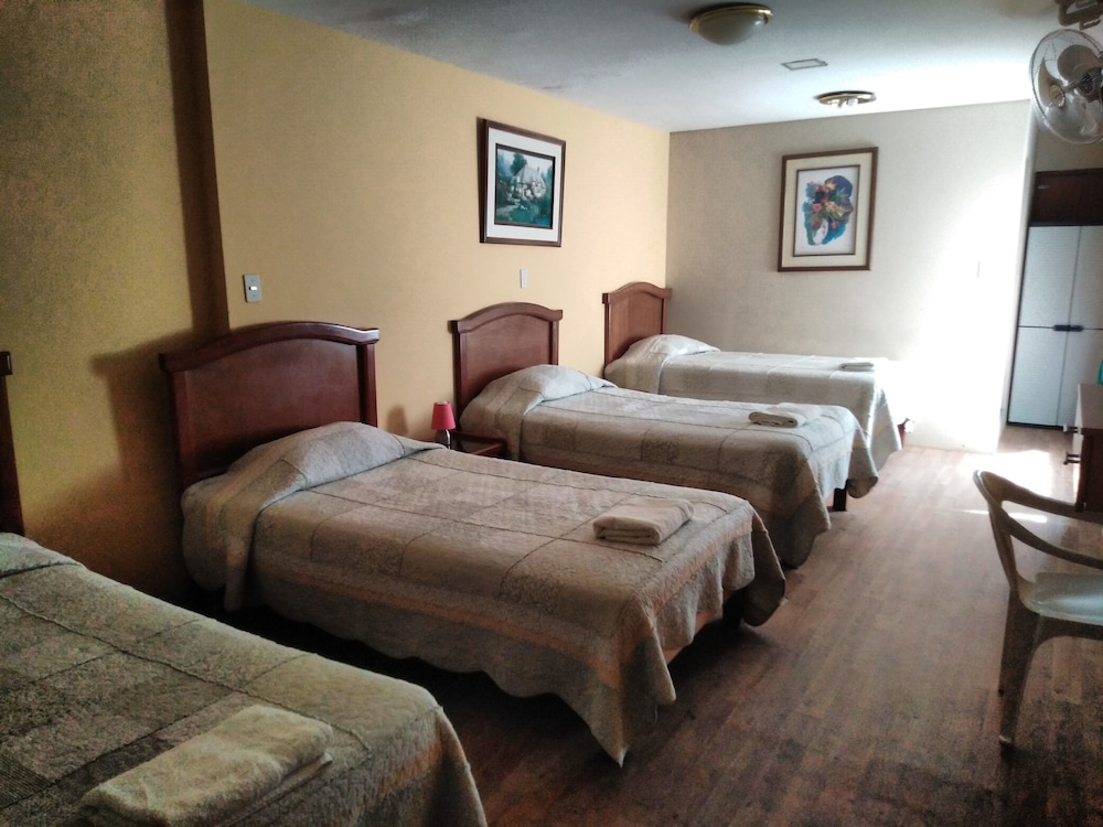 Classic Quadruple Room, Multiple Beds, Non Smoking