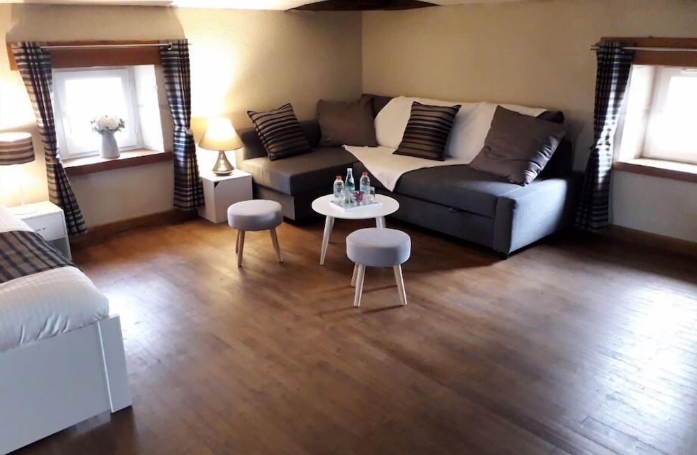 Quadruple Room (Chambre Vendée) photo 3