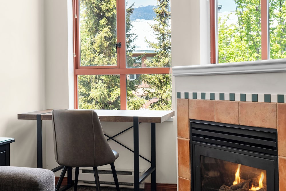 Family & Work Retreat in Whistler by MVA