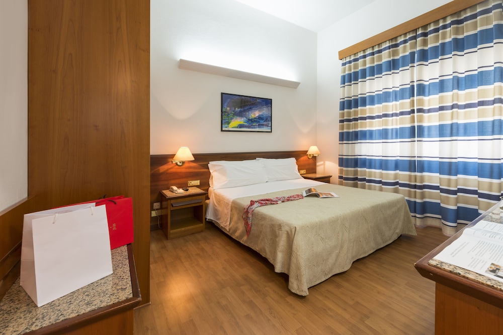 Standard Room, 2 Twin Beds