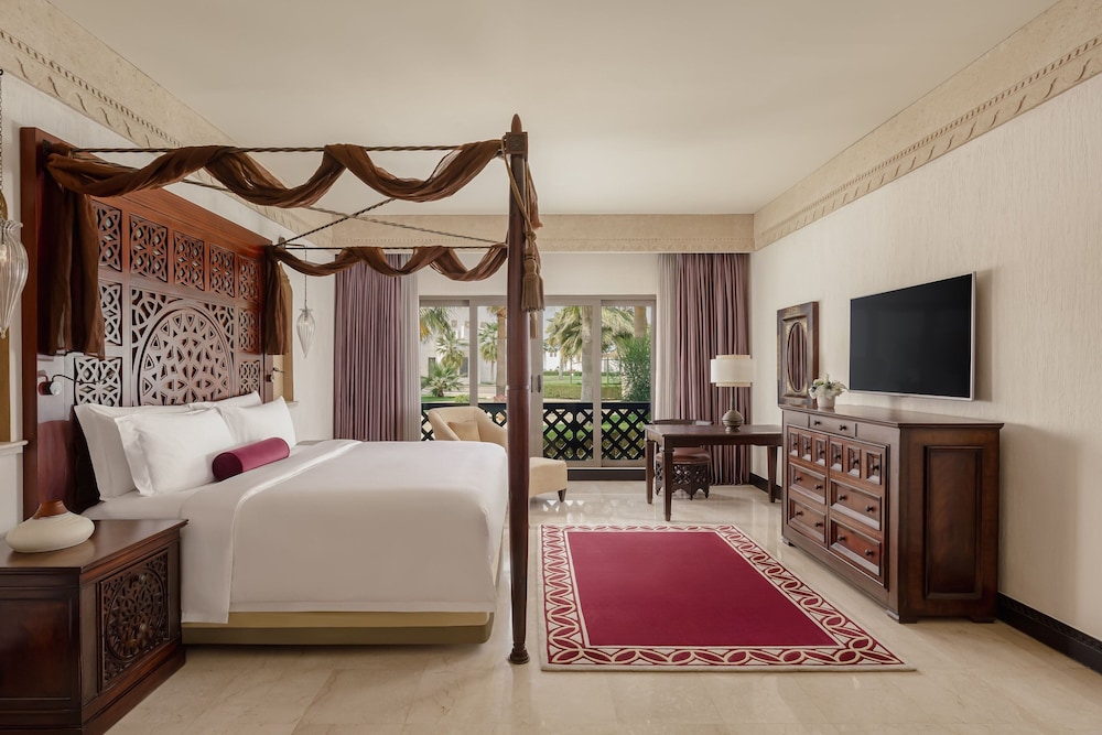 Suite, 1 Bedroom, Non Smoking, Resort View - Photo 4