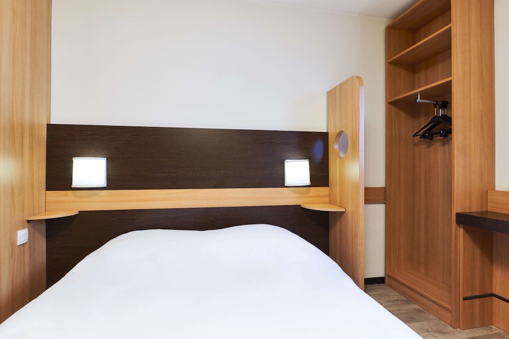 Standard Room, 1 Double Bed - Photo 7