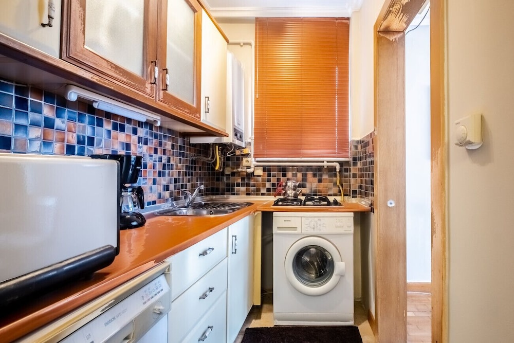 Apartment photo 3