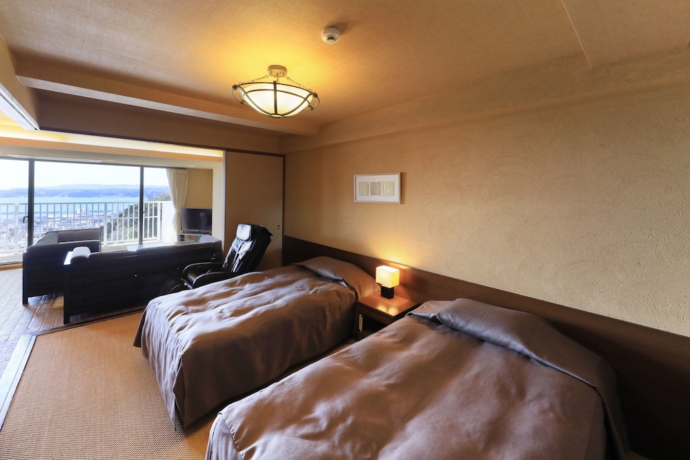 [Non-Smoking] Superior Room (4 Beds)/ Ocean View - Photo 6