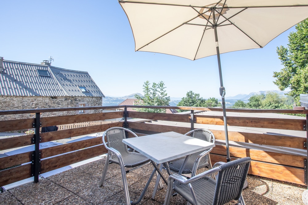 Suite, 2 Bedrooms, Terrace, Mountain View (Suite n°1) photo 3