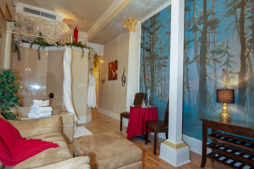 Room (Moonlight Sonata) - Photo 4