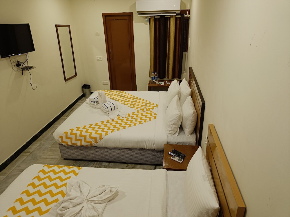 Deluxe Triple Room - Photo 5