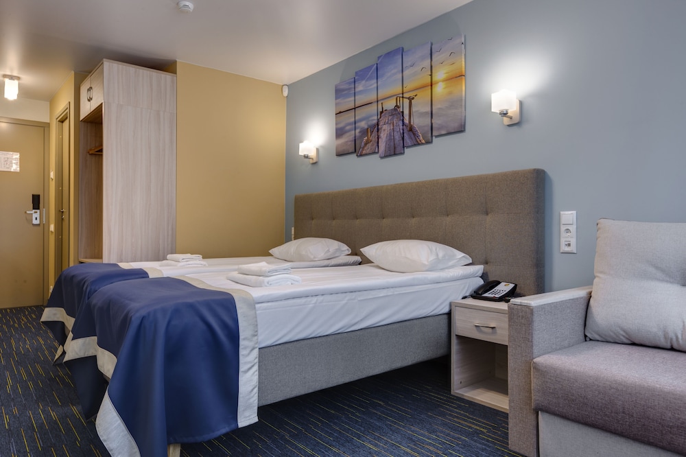 Standard Twin Room photo 2